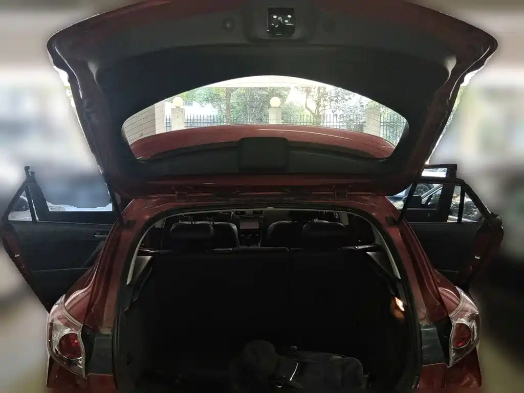 Mazda 3 Xingcheng — миниатюра 10