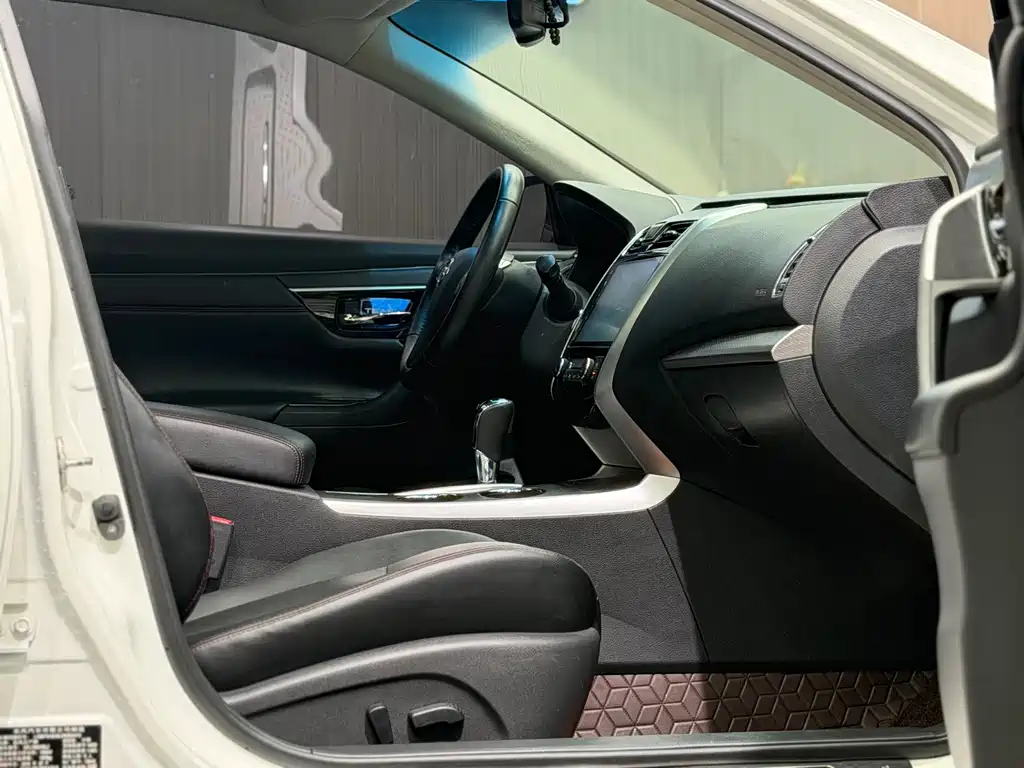 Nissan Teana — миниатюра 11