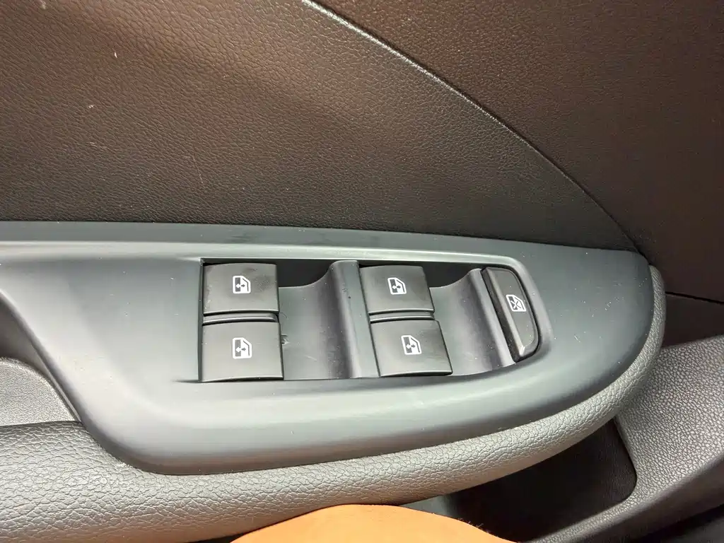 Buick Excelle — миниатюра 19