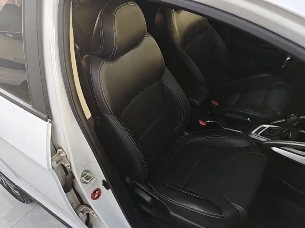 Geely Vision X3 — миниатюра 25