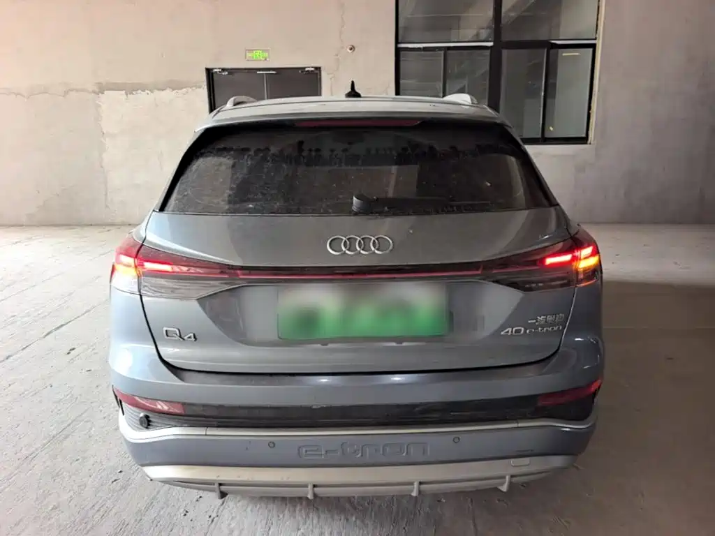 Audi Q4 e-tron — миниатюра 6