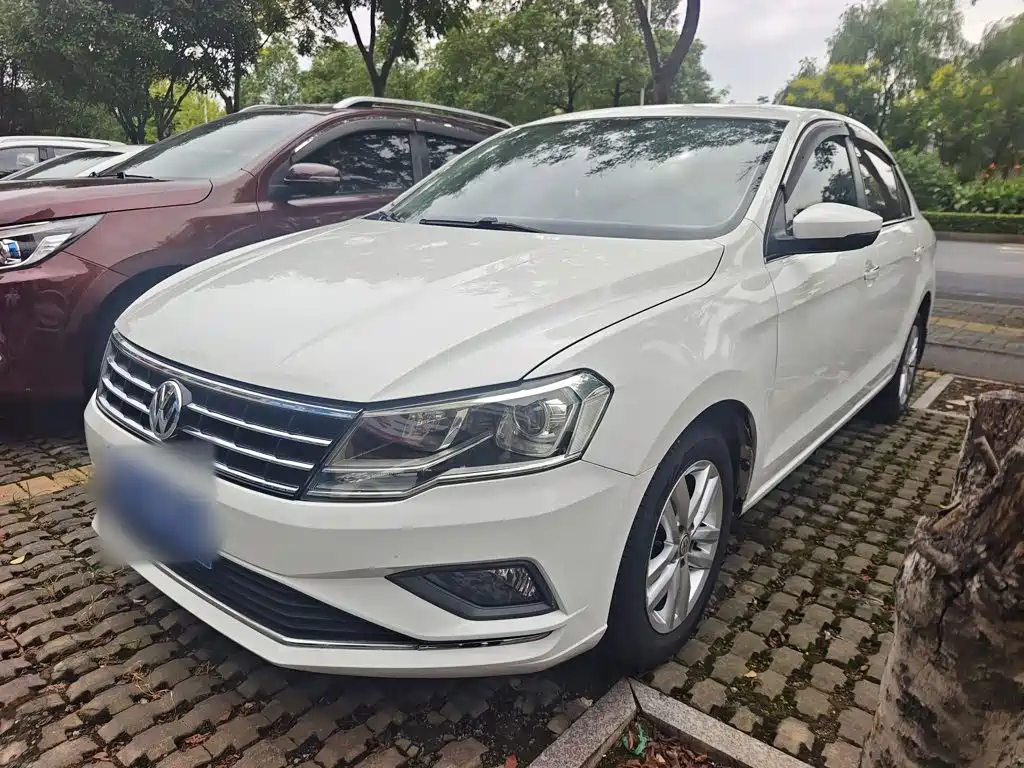 Volkswagen Jetta — миниатюра 2