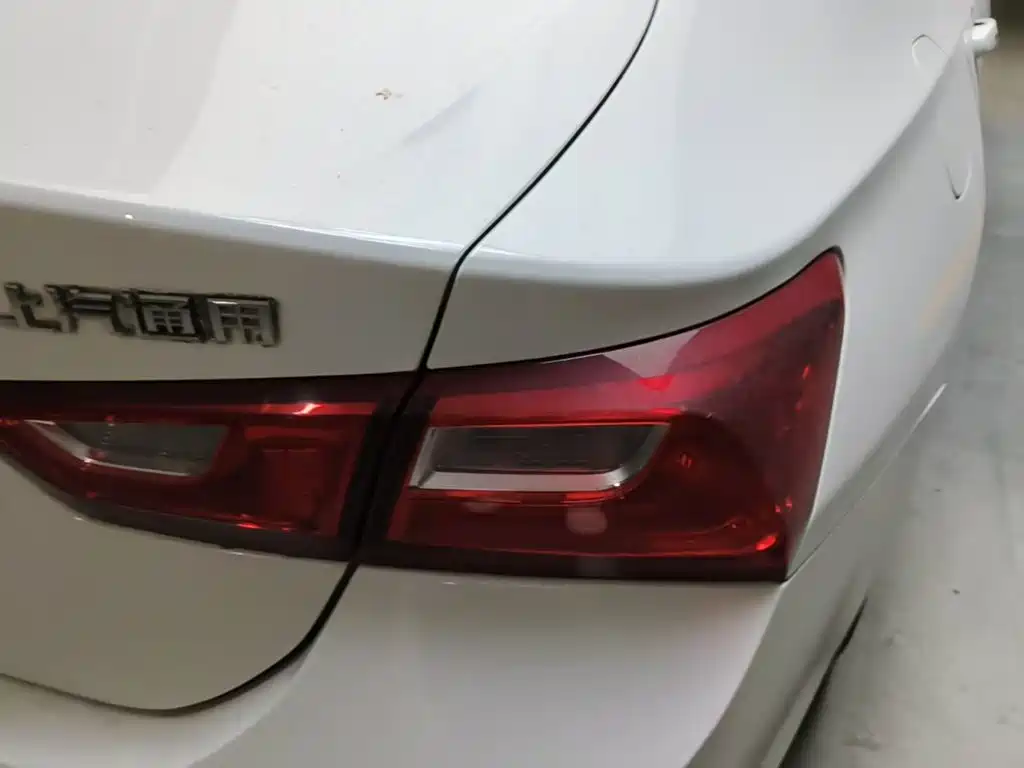 Chevrolet Malibu XL — миниатюра 8