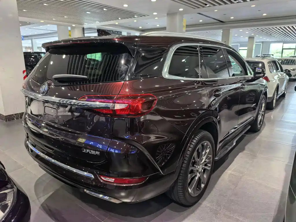 Buick Enclave — миниатюра 3