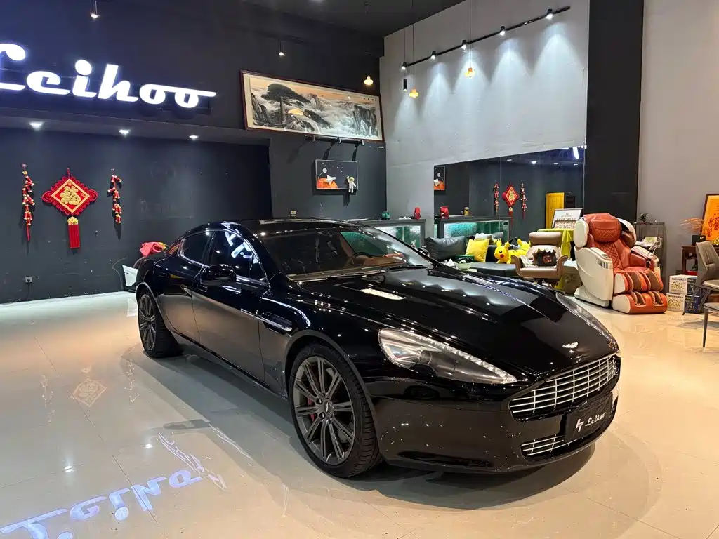 Aston Martin Rapide — миниатюра 3
