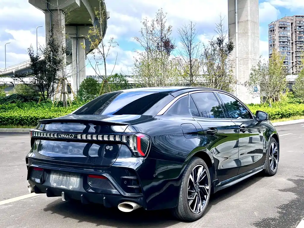 Lynk & Co 03 — миниатюра 9
