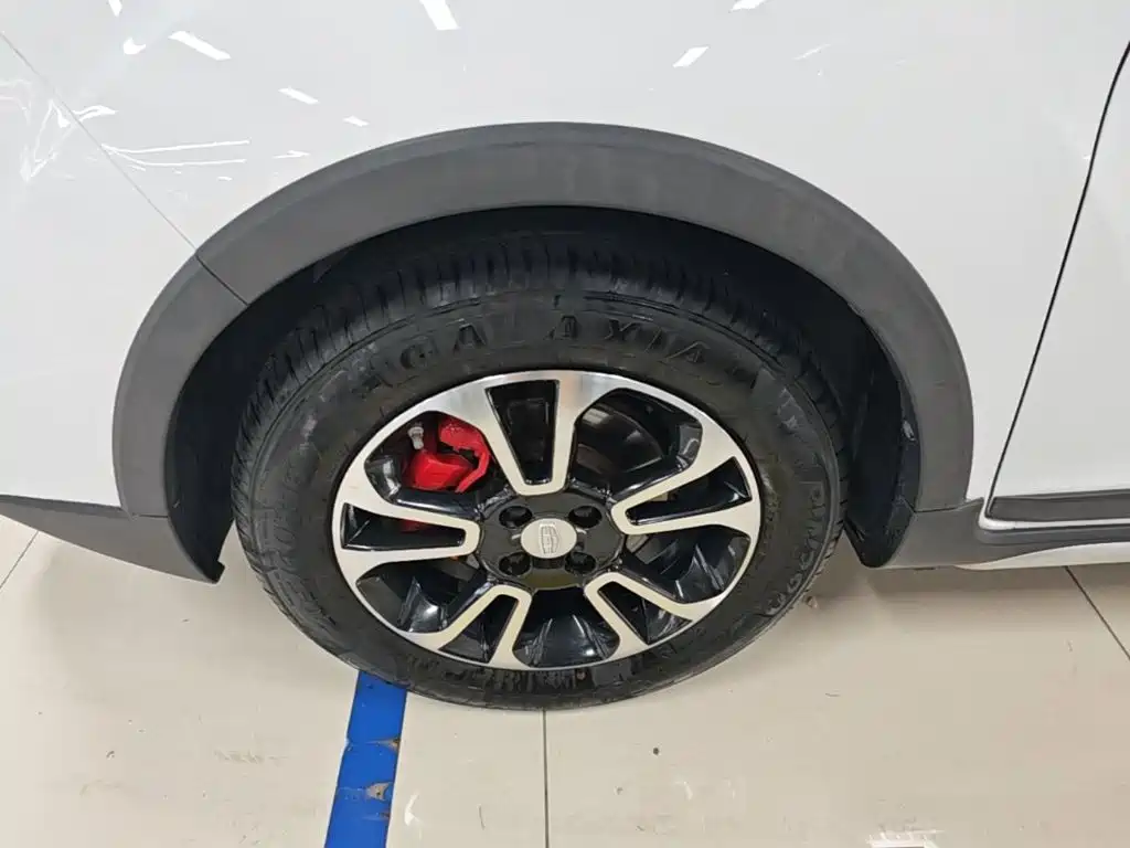 Geely Vision X3 — миниатюра 23