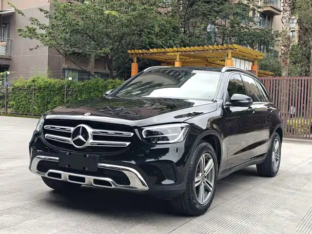 2021 Mercedes-Benz GLC