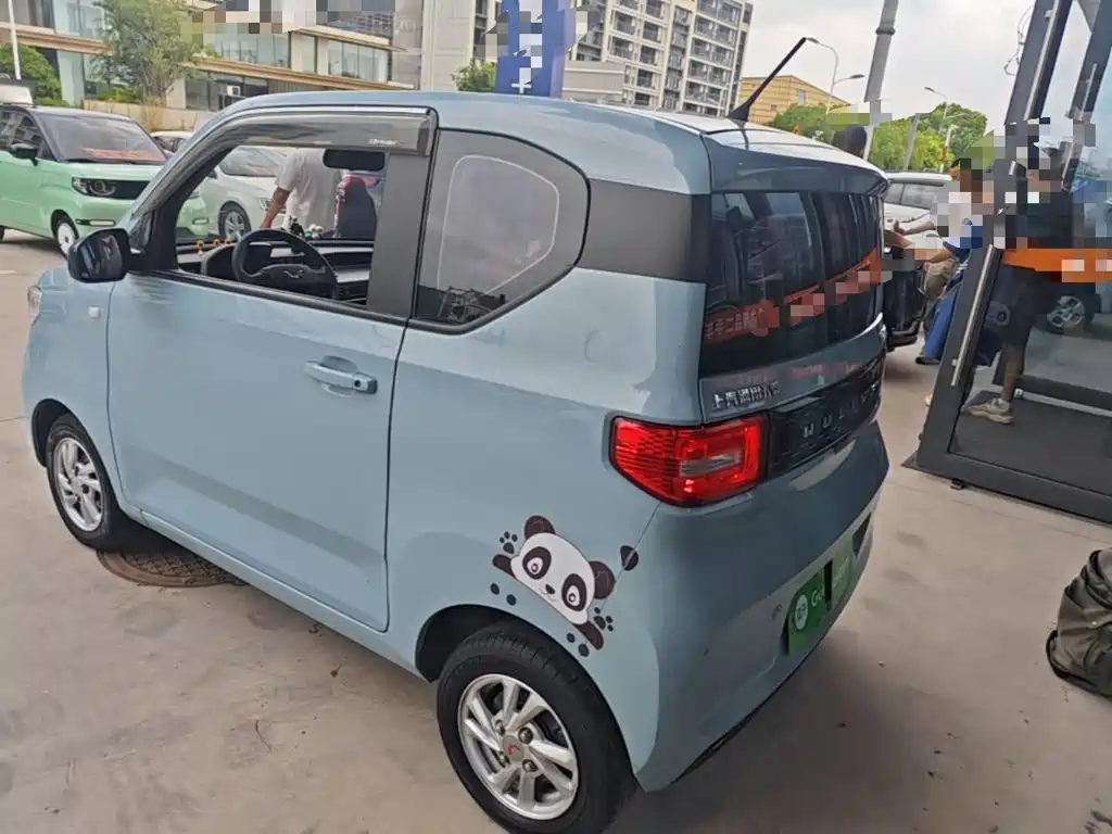 Wuling MINIEV — миниатюра 5