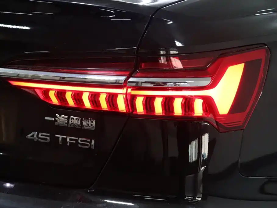 Audi A6L — миниатюра 20