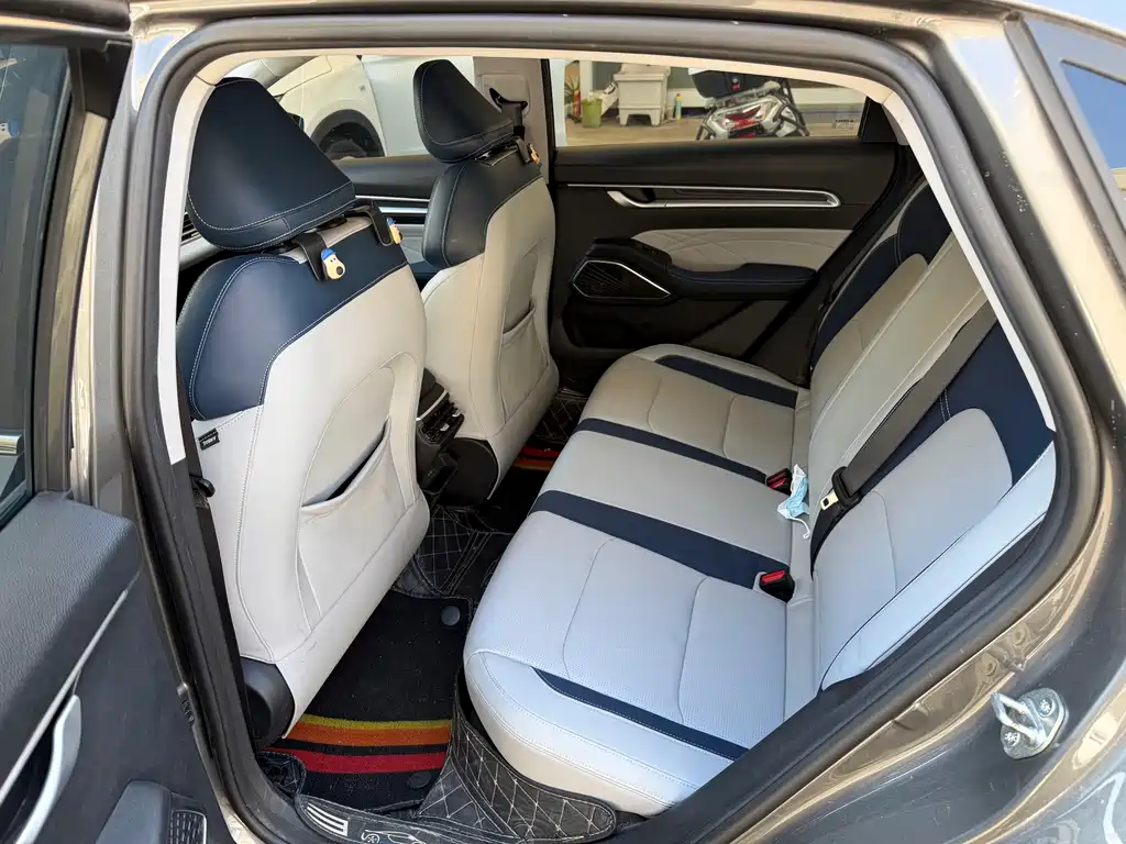 Geely Emgrand — миниатюра 9