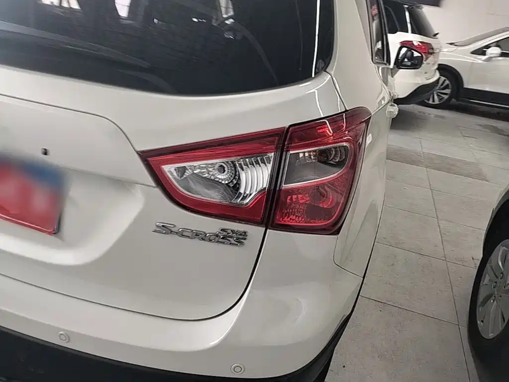 Suzuki S-Cross — миниатюра 8
