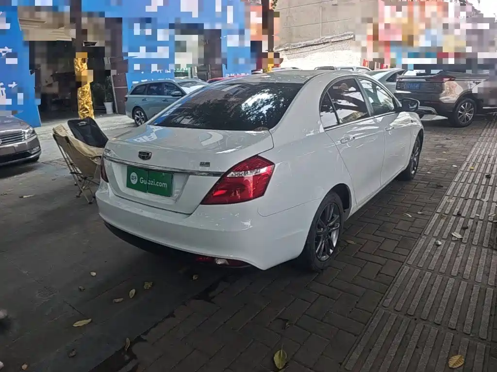 Geely Emgrand — миниатюра 7