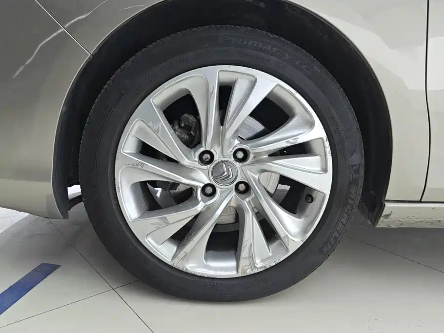 Citroen C4L — миниатюра 6