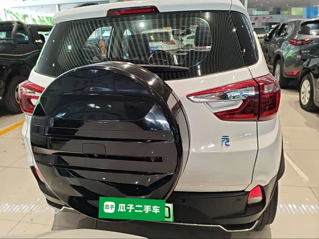 BYD Yuan EV — миниатюра 6