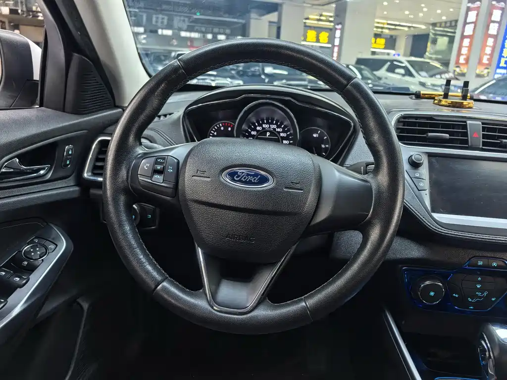 Ford Escort — миниатюра 12