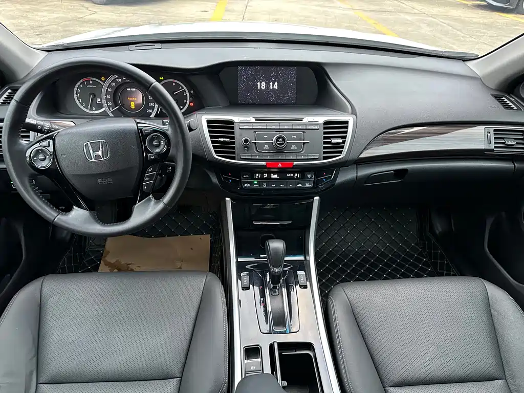 Honda Accord — миниатюра 9