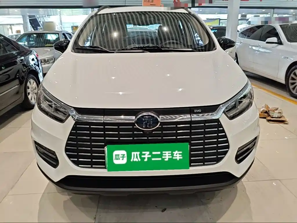 BYD Yuan EV — миниатюра 3