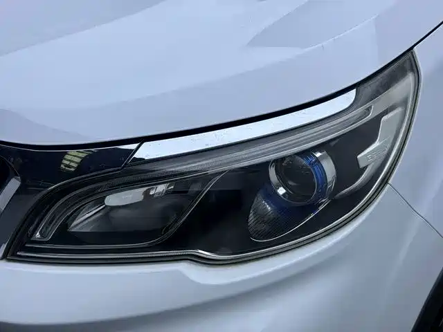 Geely Vision X3 — миниатюра 18