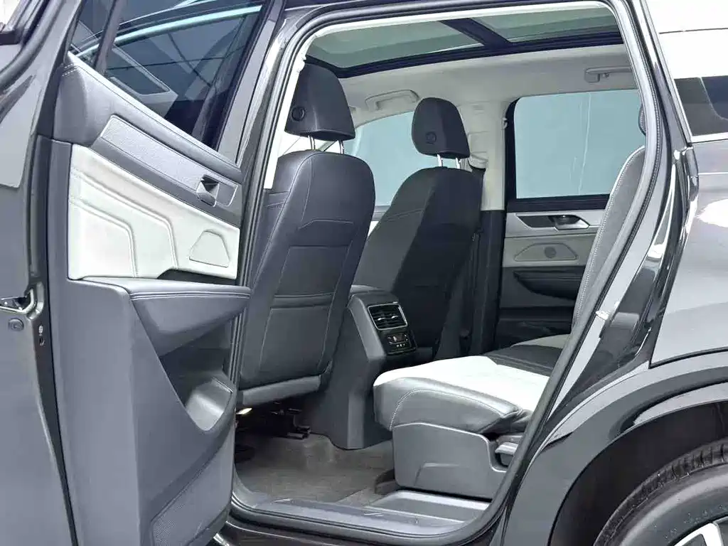 Volkswagen Tavendor — миниатюра 3