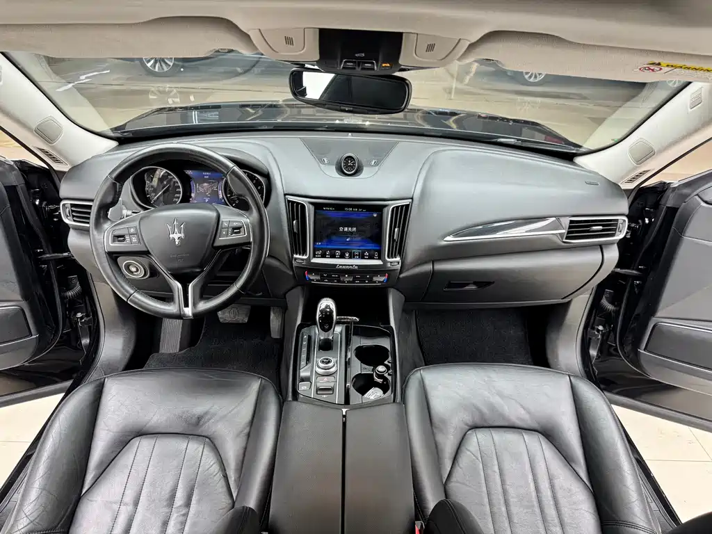 Maserati Levante — миниатюра 8