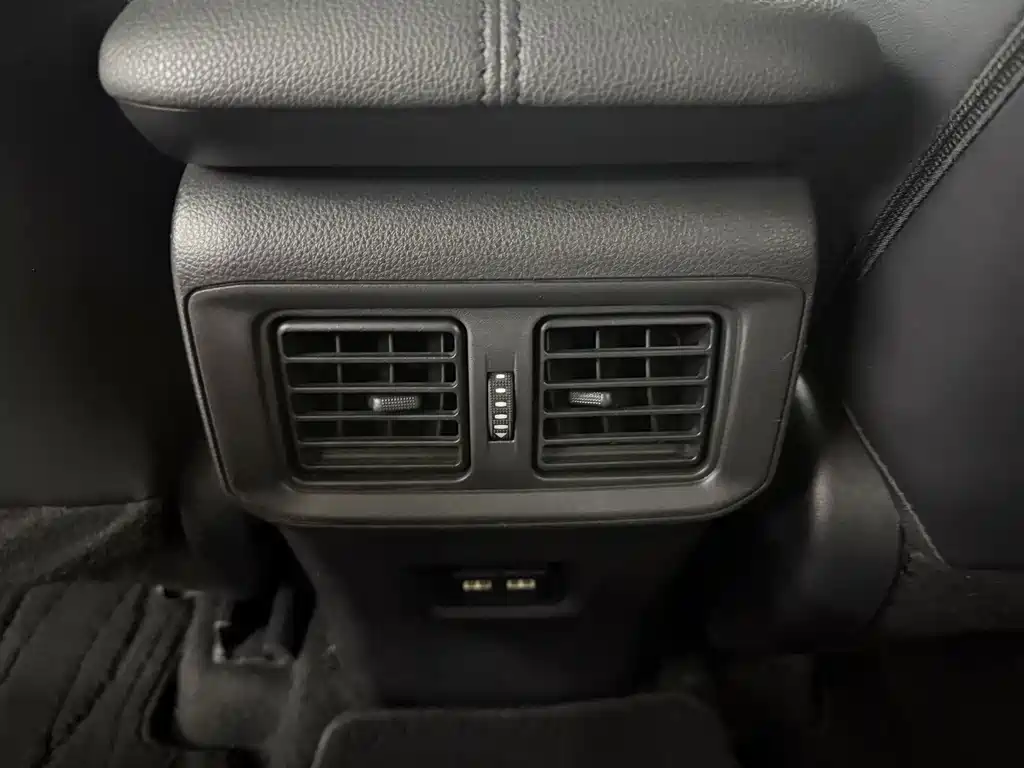 Toyota Wildlander — миниатюра 20