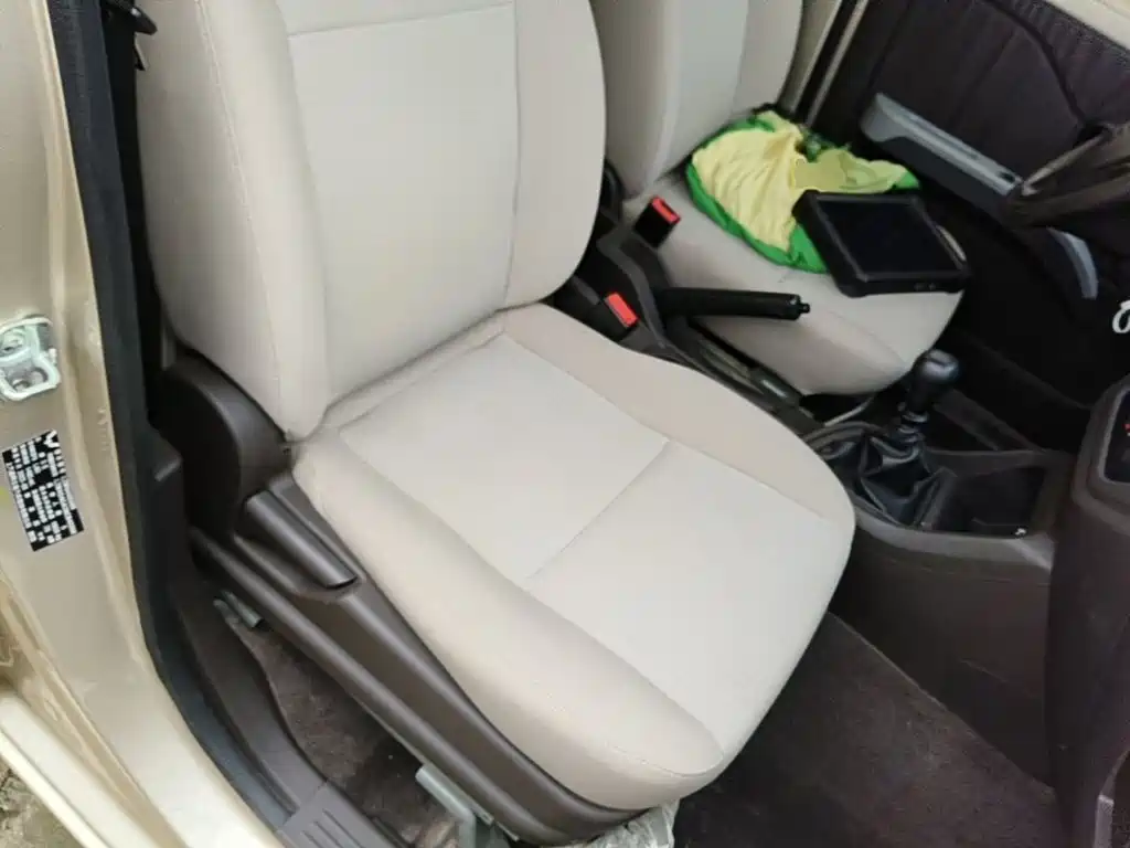 Wuling Hongguang V — миниатюра 25