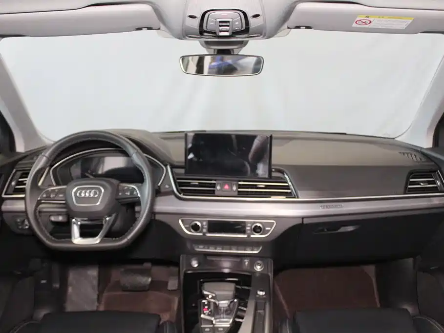 Audi Q5L id 4599700 из Китая 8
