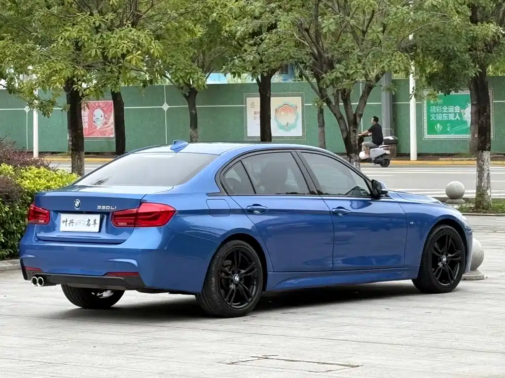 BMW 3 Series — миниатюра 11