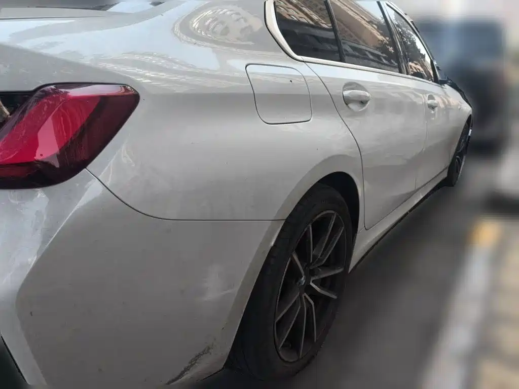 BMW 3 Series — миниатюра 4