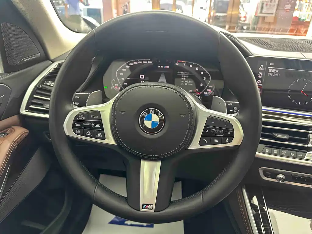 BMW X5 (Import) — миниатюра 7