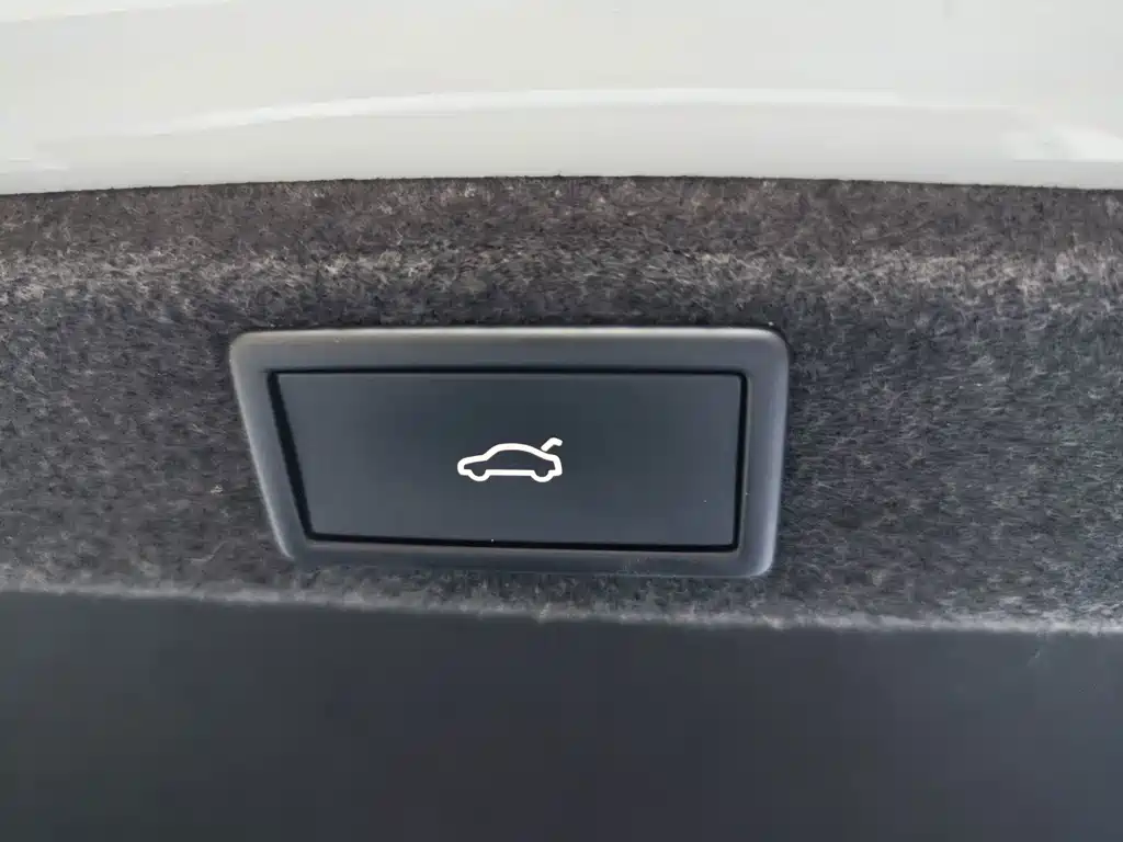 Skoda Superb — миниатюра 9