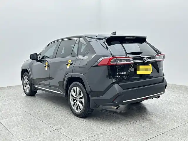 Toyota Wildlander — миниатюра 4
