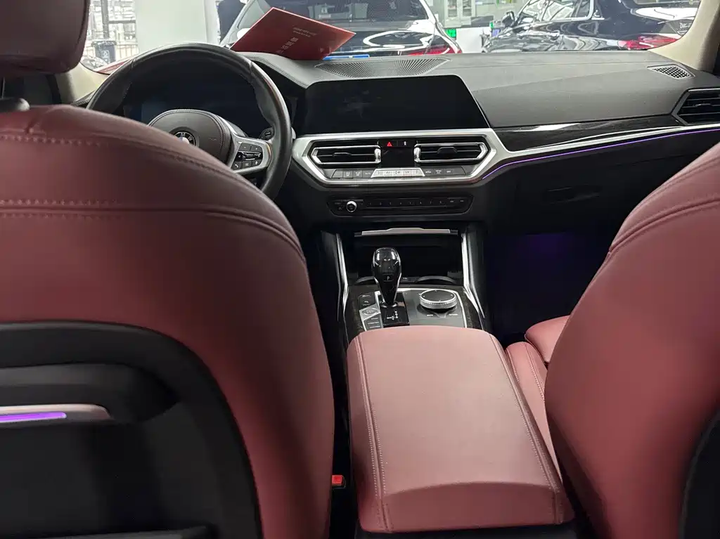 BMW 3 Series — миниатюра 11