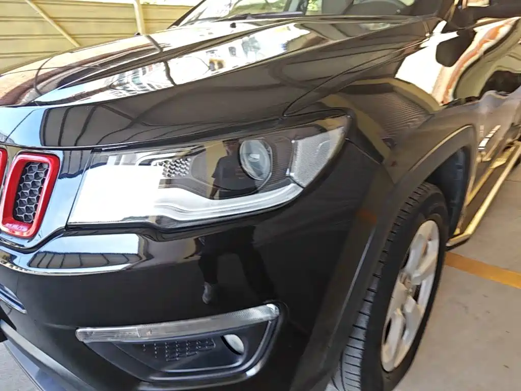 Jeep Compass — миниатюра 24