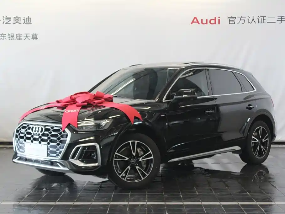 Audi Q5L id 4599700 из Китая 9