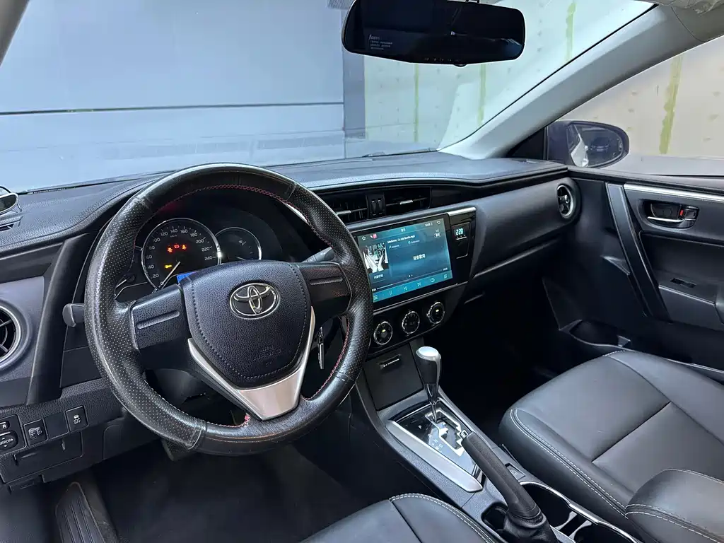 Toyota Corolla — миниатюра 10
