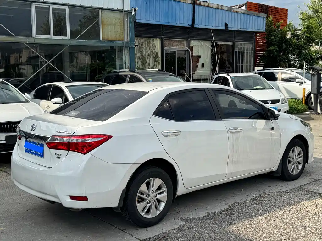 Toyota Corolla — миниатюра 5