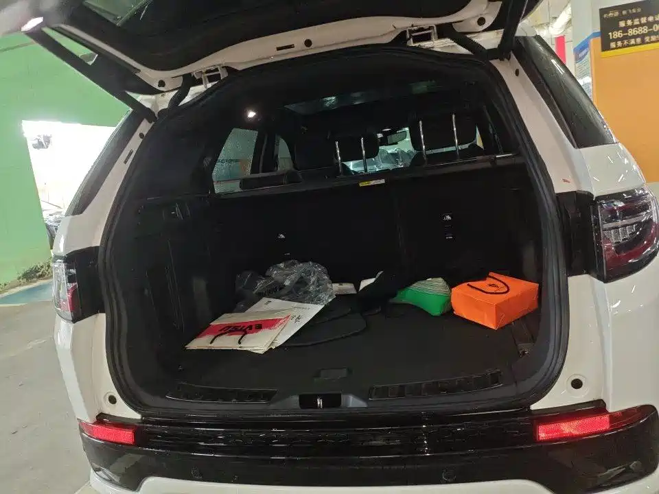 Land Rover Discovery Sport — миниатюра 7