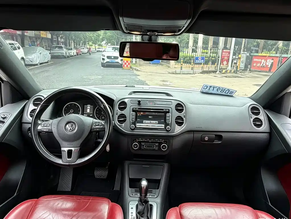 Volkswagen Tiguan — миниатюра 6
