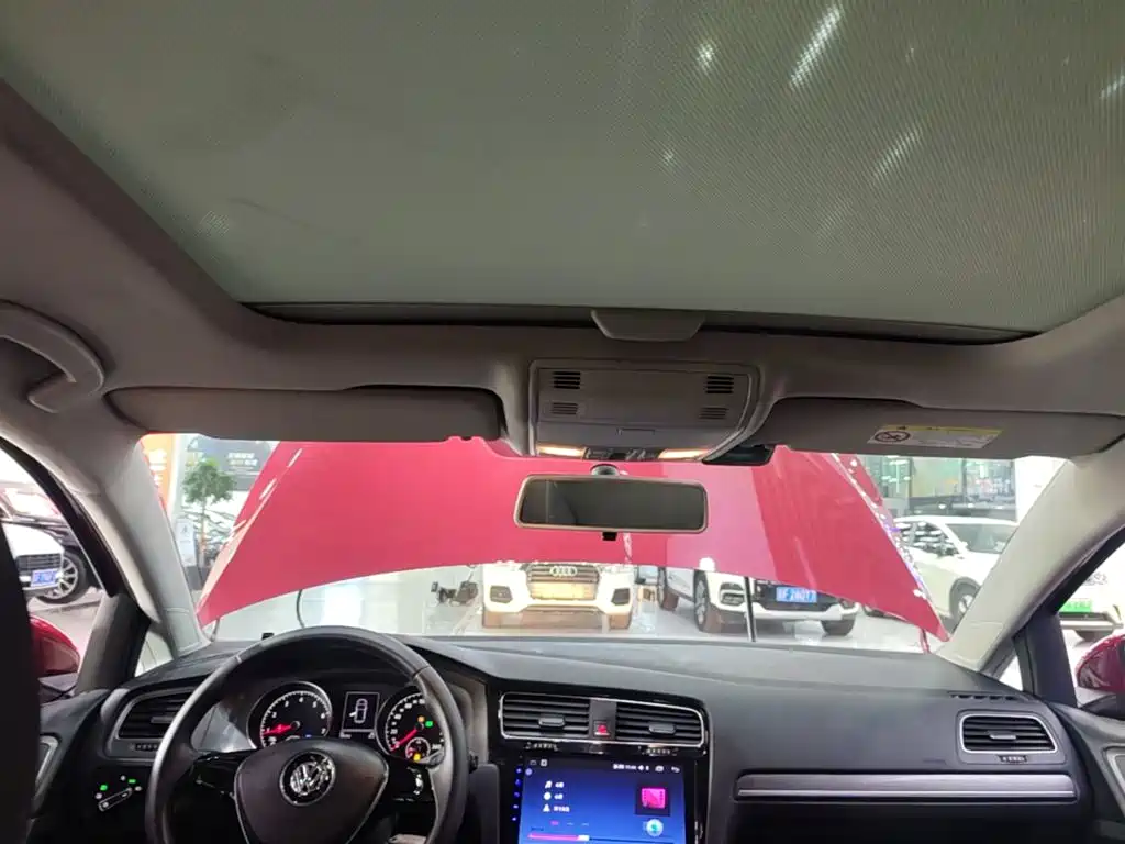 Volkswagen Golf — миниатюра 18