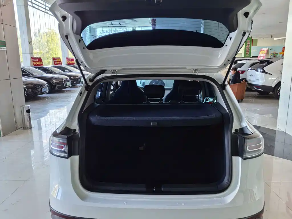 Volkswagen Tharu — миниатюра 11