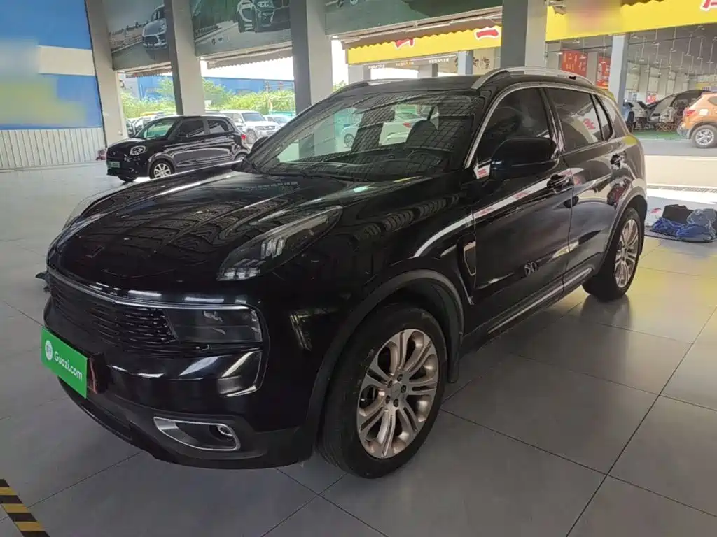 Lynk & Co 01 — миниатюра 2