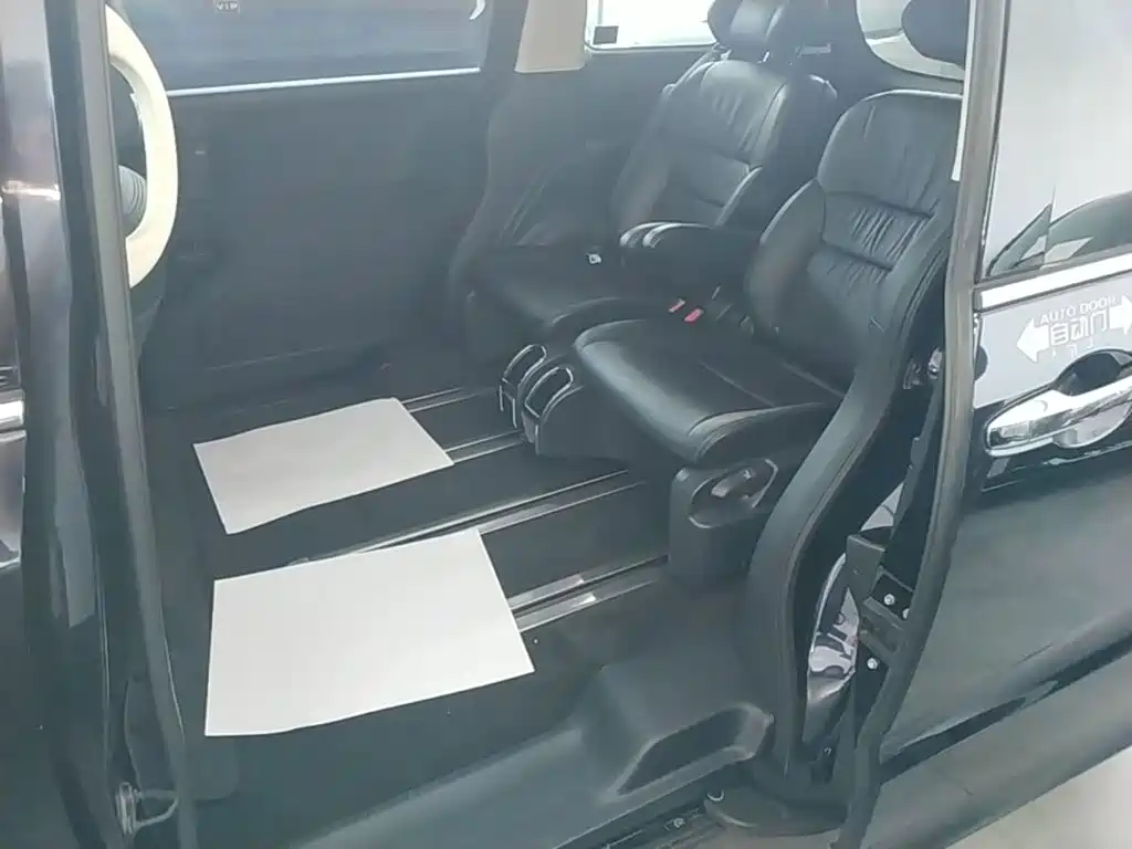 Honda Odyssey — миниатюра 17
