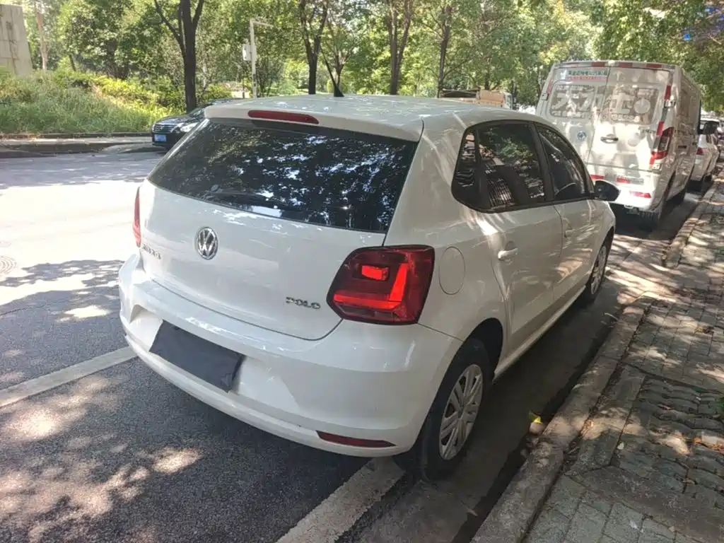 Volkswagen Polo — миниатюра 7