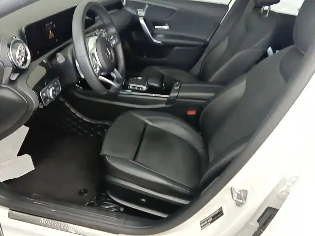 Mercedes-Benz A-Class — миниатюра 15