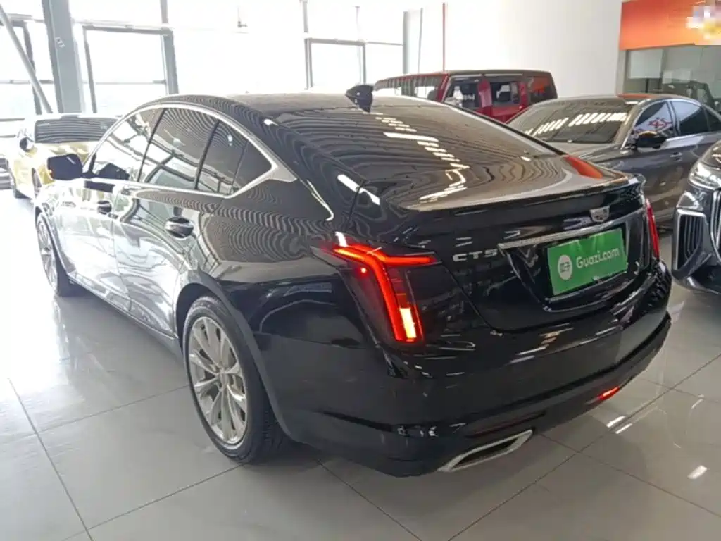 Cadillac CT5 — миниатюра 5