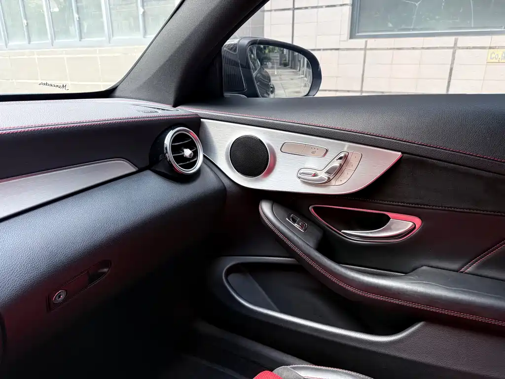 Mercedes-Benz C-Class AMG — миниатюра 10