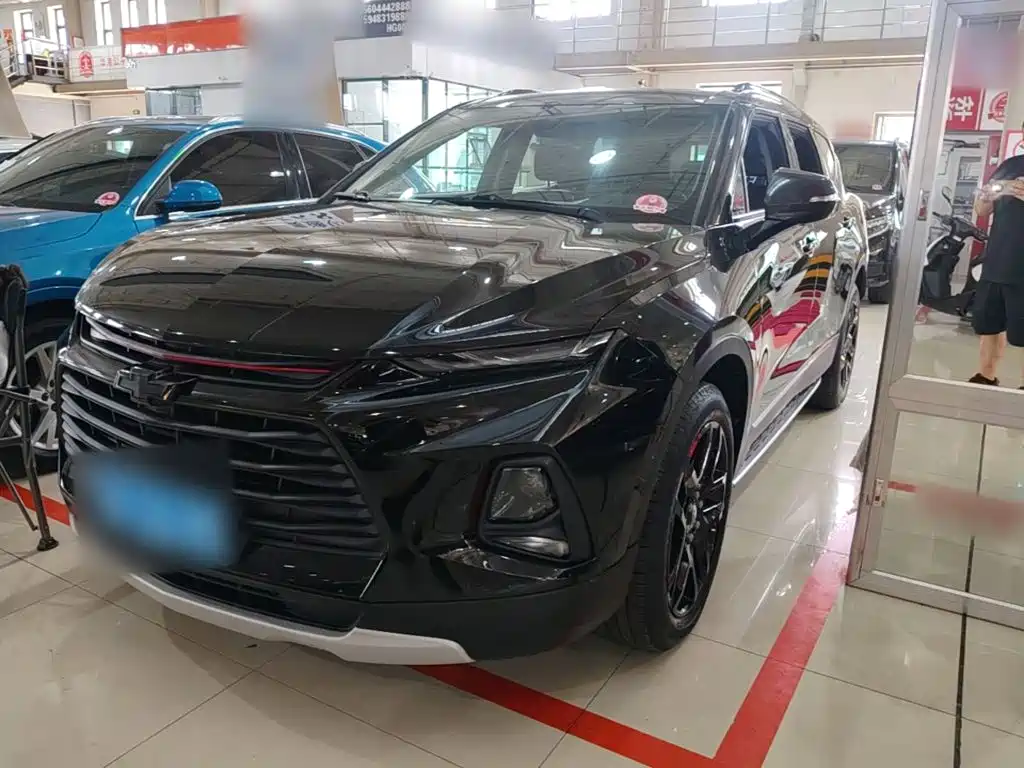 Chevrolet Blazer — миниатюра 2
