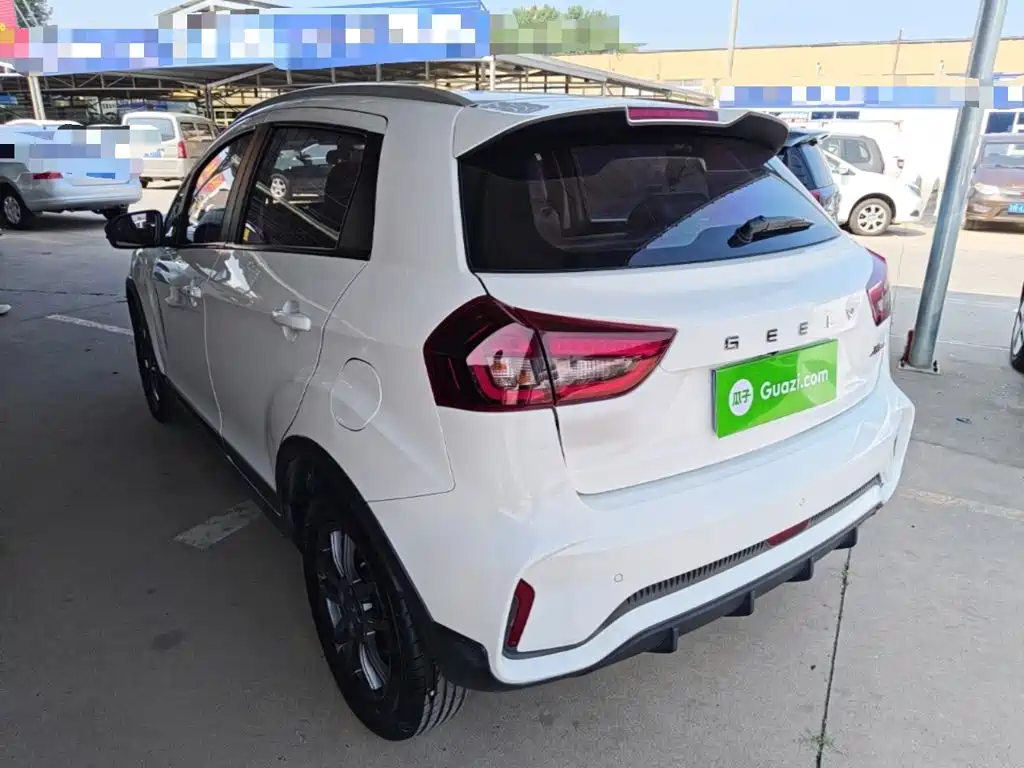 Geely Vision X3 — миниатюра 5